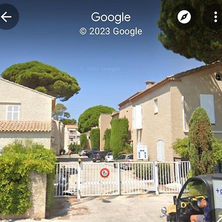 Appartement Port De Hyeres Exterior photo